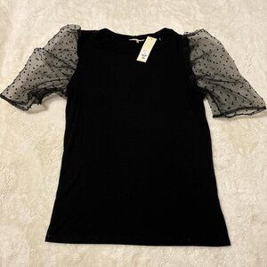 Francesca's Black top with puff sleeves size M